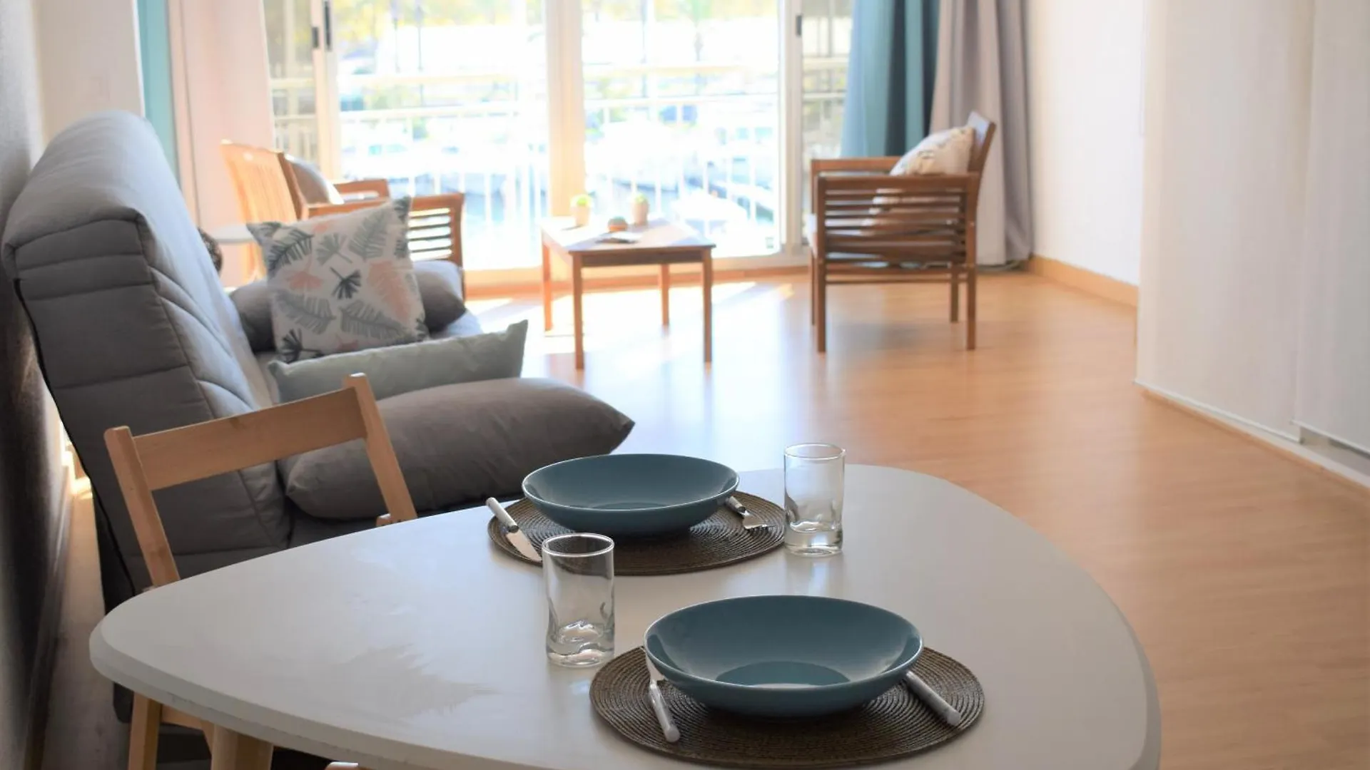 公寓 Amplio Estudio Con Vistas A La Marina Y Al Mar Ref 358 艾姆布里亚布拉瓦